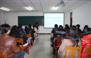 搭建語言橋梁，促進(jìn)文化互鑒——我校青年教師跨文化交流英語口語培訓(xùn)班正式開班